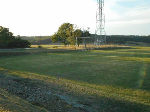 Sportanlage Am Kreuzberg - Ehringshausen-Kölschhausen
