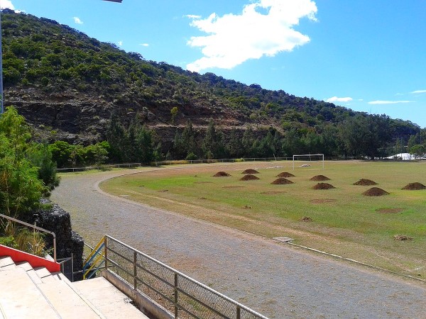 Stade Edouard-Pentecost - Thio