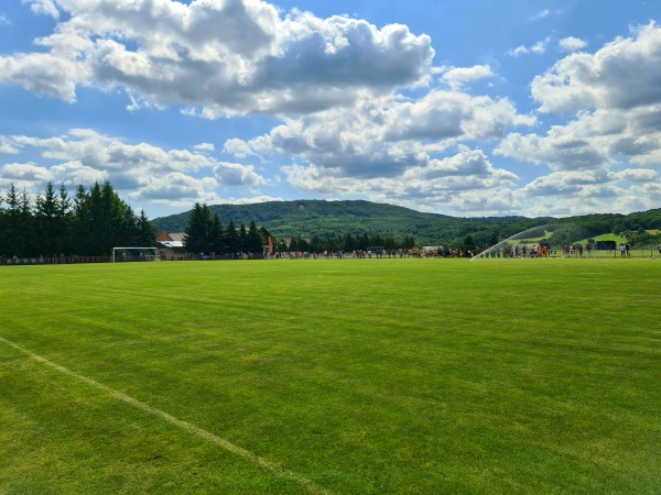 Fotbalove hřiště Jiskra Modra - Jílové