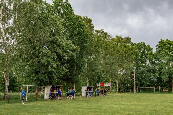 Sportplatz an der Floßmühler Höh' - Grünhainichen-Borstendorf