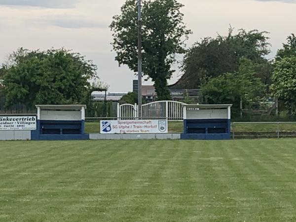 Sportplatz an der Volkshalle - Hungen-Utphe