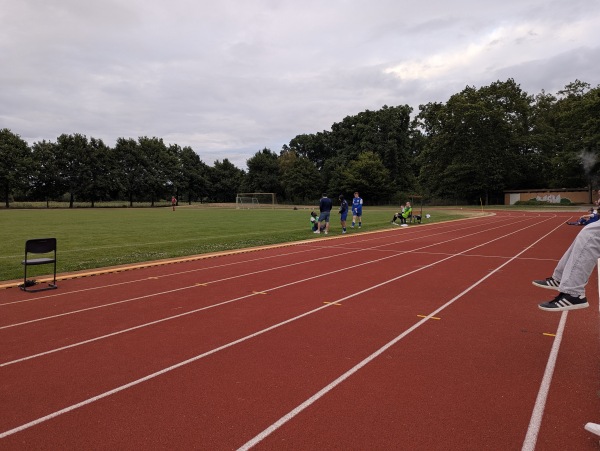 Schulsportplatz - Uetze