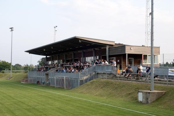 Sportplatz In Wiesen - Wolkersdorf