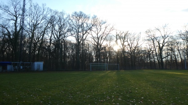 Sportanlage Salzdahlumer Straße B-Platz - Braunschweig-Mascherode