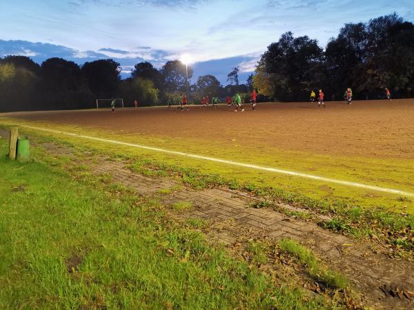 Sportanlage am Schwimmbad B-Platz - Stade-Bützfleth