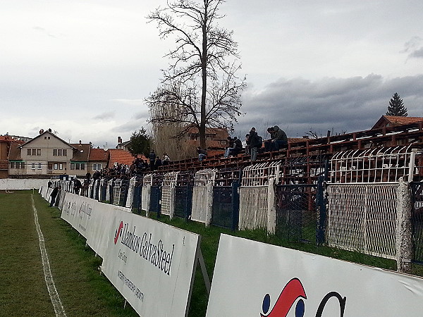 Stadiumi Ferki Aliu - Vučitrn (Vushtrri)