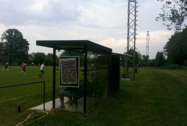 Siegfried-Lange-Platz - Bleckede-Karze