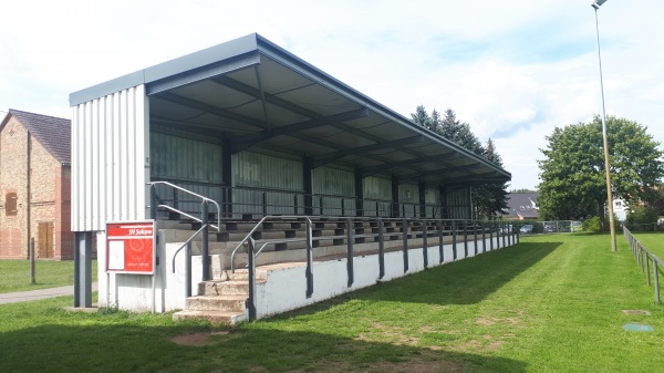 Friedrich-Ludwig-Jahn-Sportplatz 2 - Sukow