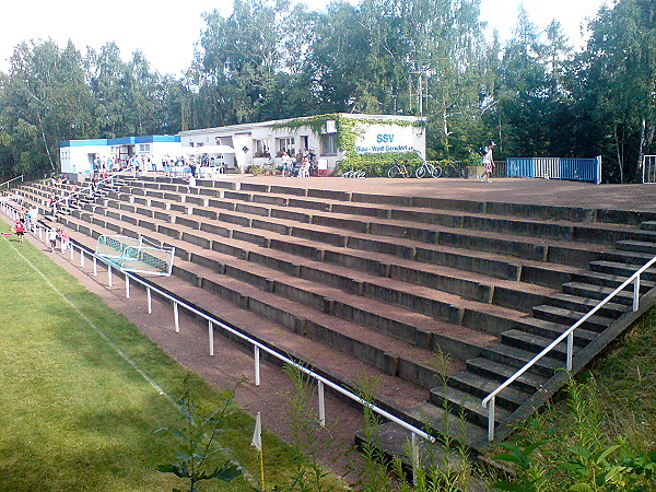 Stadion Plutostraße - Gersdorf