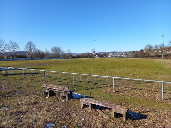 Sportplatz Steinbacher Weg - Hadamar/Westerwald-Oberzeuzheim