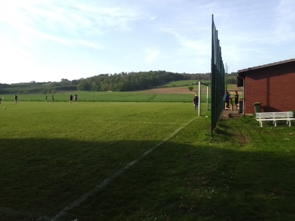 Sportplatz Amelsen - Dassel-Amelsen