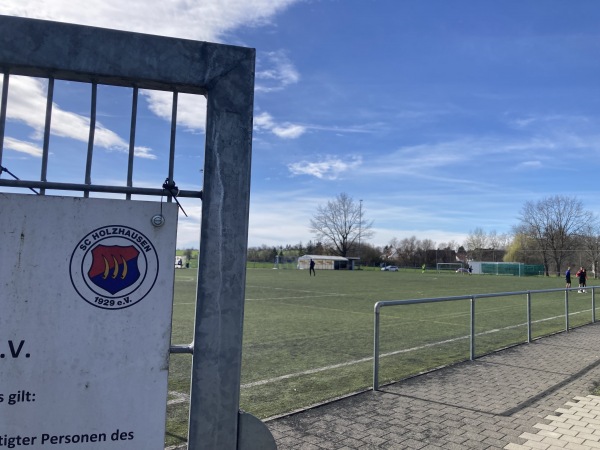 Neufeldstadion Nebenplatz - March-Holzhausen