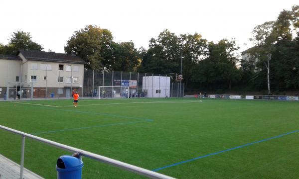 Sportplatz Saareck - Wiesbaden-Schierstein