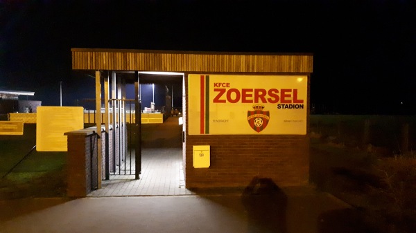 Jef Mertensstadion - Zoersel