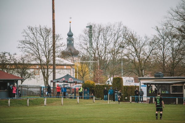 Sportplatz Hinter der Schule - St. Gangloff