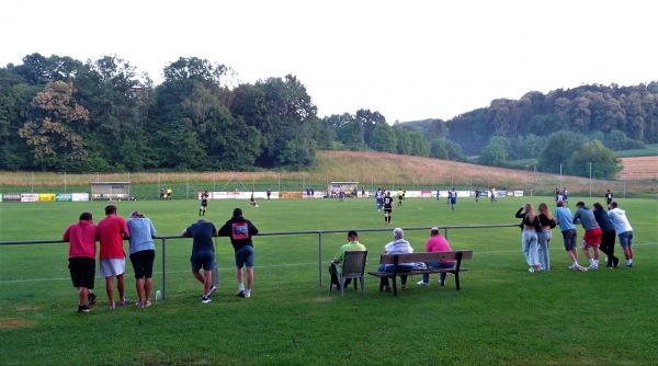 Sportplatz Pertlstein - Pertlstein
