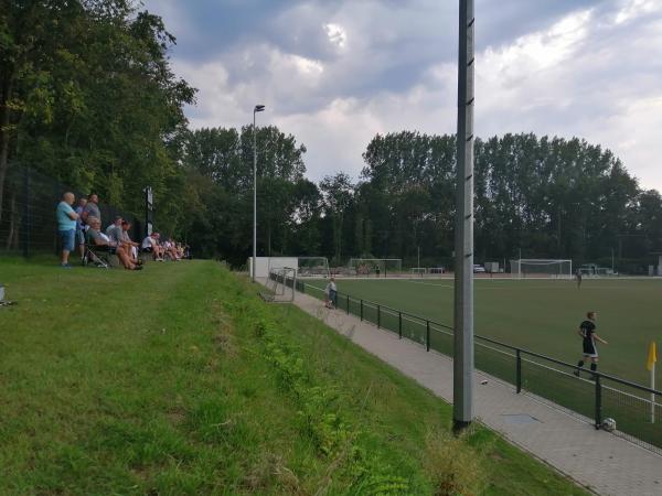 Sportplatz am Freibad - Bad Oeynhausen-Lohe