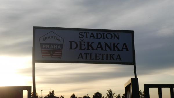 Sportovní Stadion Dekanka - Praha