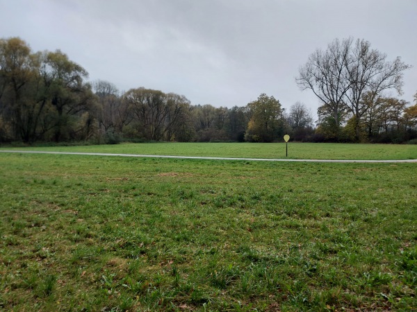 Sportplatz an der B29 - Böbingen/Rems