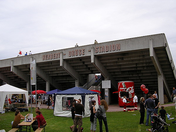 Herbert-Dröse-Stadion - Hanau-Wilhelmsbad