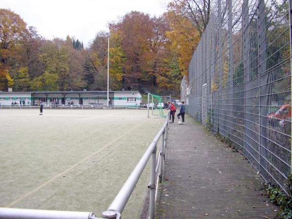 Horst-Neuhoff-Sportplatz - Wuppertal-Cronenberg