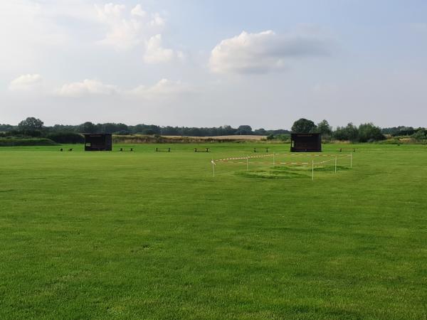 Sportplatz Möllenhagen - Möllenhagen