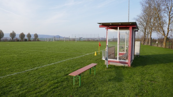 Sportplatz an der Autobahn - Gudensberg-Dissen