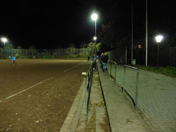 Sportplatz im Schulzentrum Bachem - Bad Neuenahr-Ahrweiler-Bachem