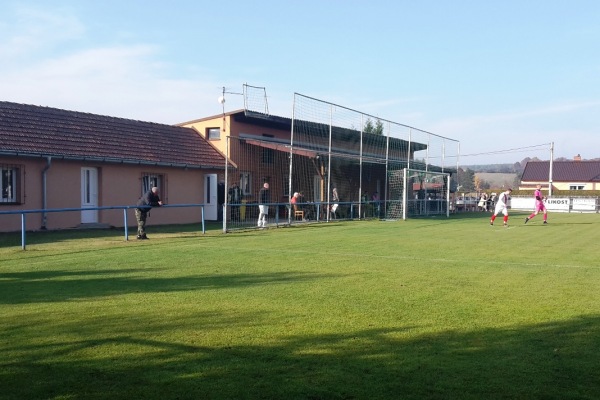 Fotbalové hřiště TJ Sokol Malesice - Plzeň 9-Malesice