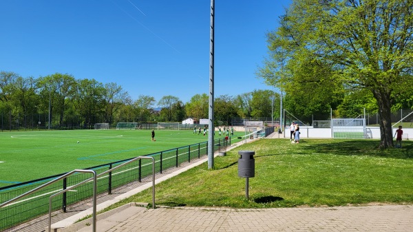 Bezirkssportanlage Heinrich-Becker-Straße Platz 2 - Frankfurt/Main-Nieder-Eschbach