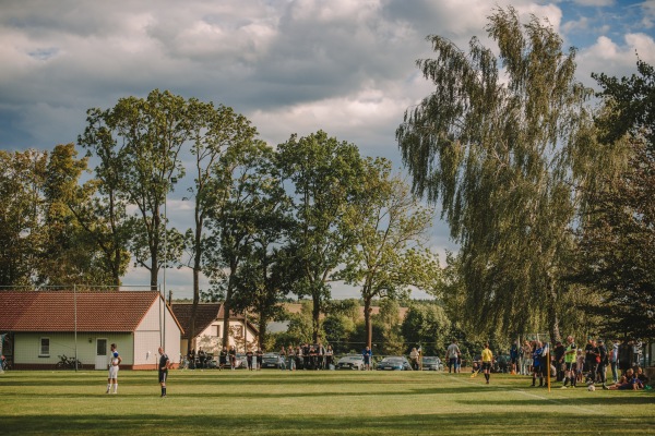 Sportplatz Plothen - Plothen