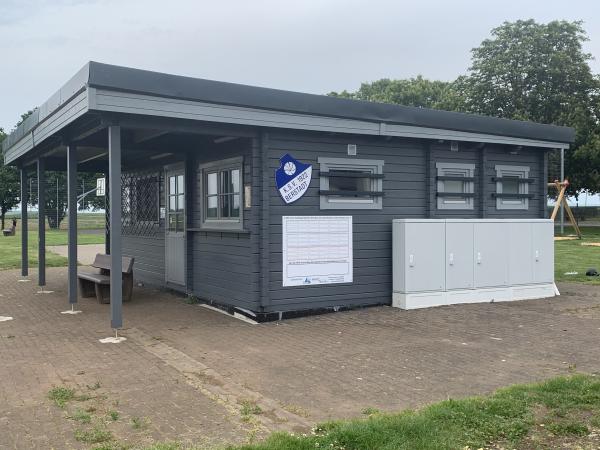 Sportplatz an der Mehrzweckhalle - Wölfersheim-Berstadt