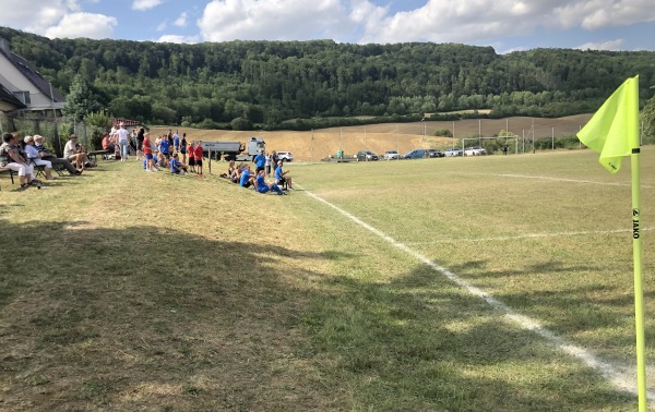 Sportplatz Kella - Kella