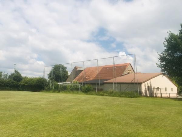 Sportplatz von-Bosen-Straße - Bad Driburg-Pömbsen