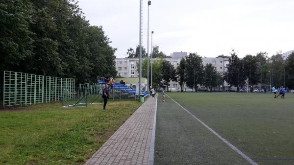 Stadions Rīgas Ostvalda vidusskola - Rīga (Riga)