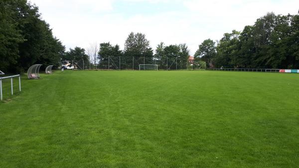 Sportanlage Rostocker Straße - Dettmannsdorf