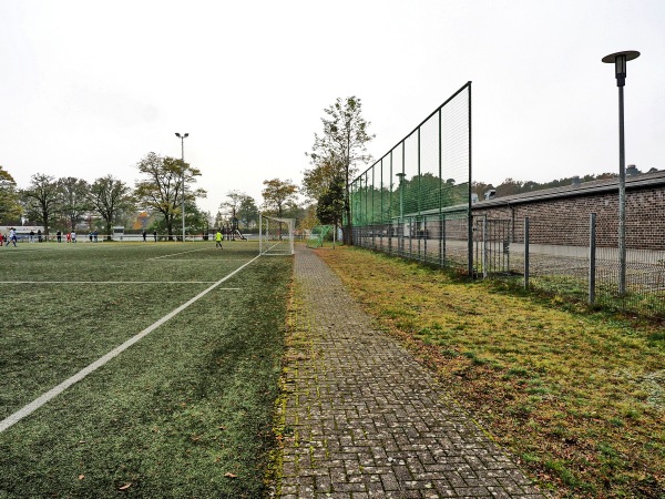 Waldkampfbahn Nebenplatz - Hövelhof