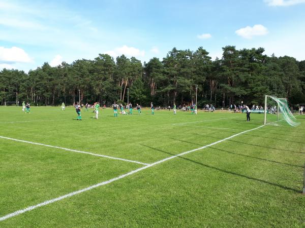 Sportplatz Am Zwergenwald - Stavenhagen-Pribbenow