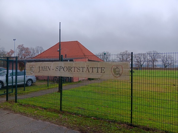 Jahn-Sportstätte - Groß Laasch