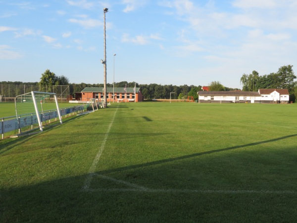 Pappelstadion B-Platz - Stadthagen-Enzen