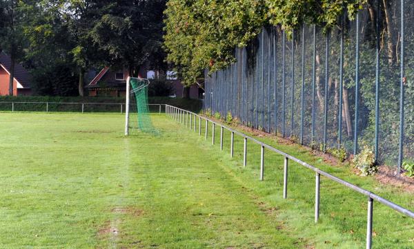 Sportplatz an der Grundschule - Emstek-Höltinghausen