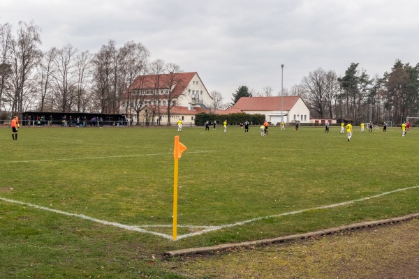 Sportanlage Großenhainer Straße - Ebersbach-Kalkreuth