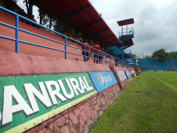 Estadio El Trébol - Ciudad de Guatemala