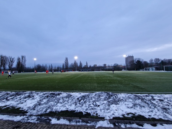 Stadion MOSiR w Turzyn Szczecin Boisko obok - Szczecin