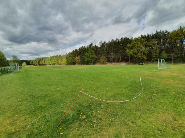 Waldstadion Nebenplatz - Großnaundorf