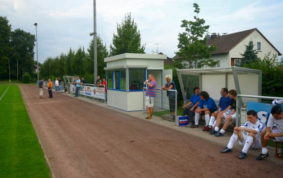 Langenberg-Kampfbahn - Baunatal-Großenritte