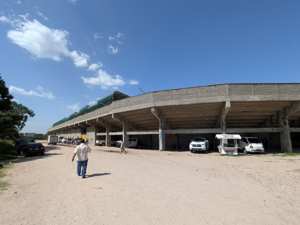 Estadio Roberto Suazo Córdova - La Paz