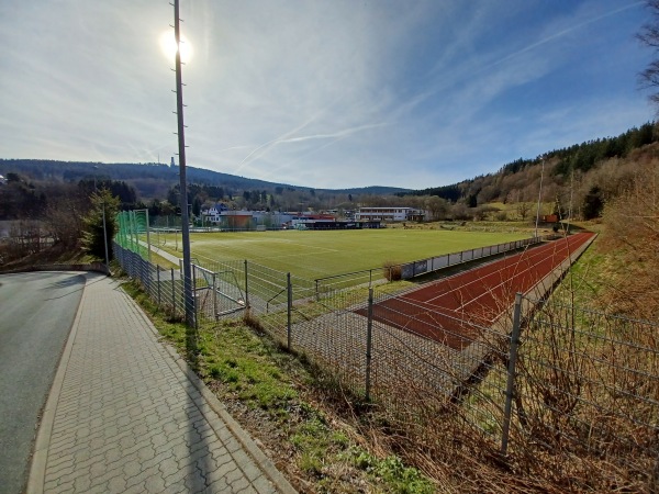 Sportplatz am Berg - Schmitten/Hochtaunus-Niederreifenberg