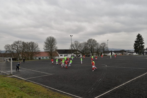 Sportplatz an der Schule - Solms-Oberbiel