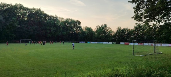 Waldsportplatz Glück Auf - Wennigsen/Deister-Bredenbeck